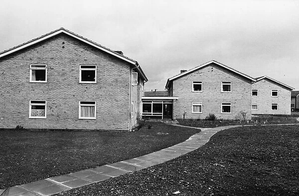 Residential housing in Oban Court Cambridge. 3rd May 1965