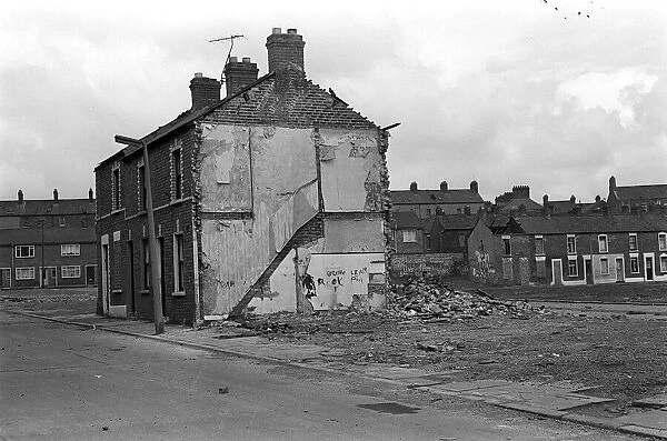 Residents Claim Of Housing Executive Conspiracy April 1980 An isolated block of