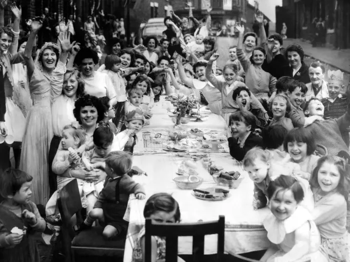 Framed Print : Residents enjoy a street party in Newcastle 7 May 1960 - Unknown details