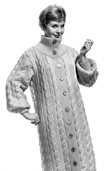 Reveille Coat Fashion. April 1958 P011132