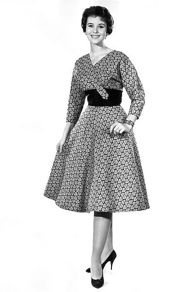 Reveille Dress Fashions. November 1958 P011133
