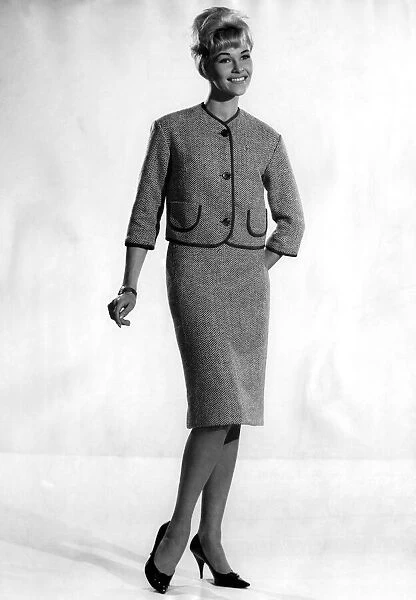 Reveille fashions 1961. Jo Waring. October 1961 P008796