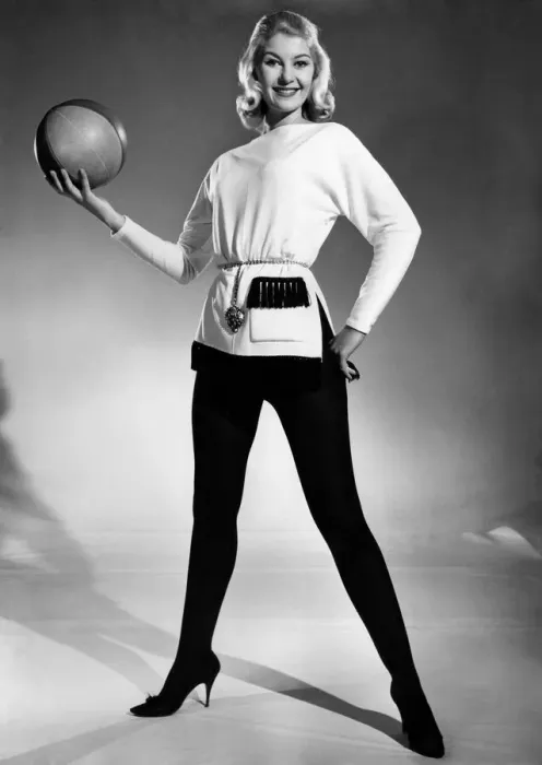 Framed Print : Reveille Fashions 1961. Mannequin wearing a belted sweater Framed Print : Reveille Fashions 1961. Mannequin wearing a belted sweater