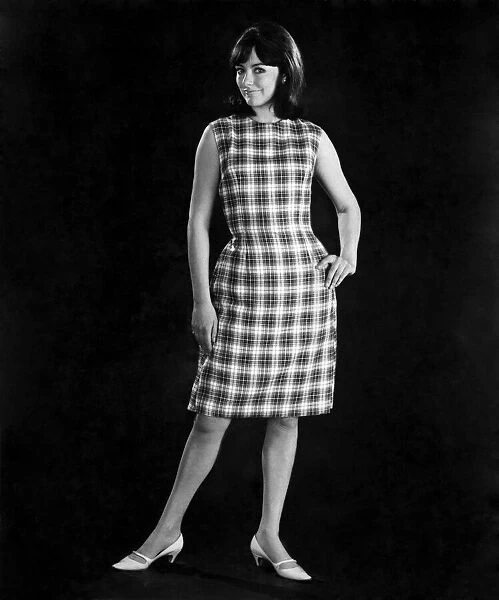 Reveille Fashions 1965. August 1965 P007723