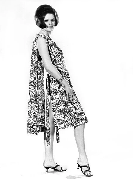 Reveille Fashions 1965. August 1965 P007724
