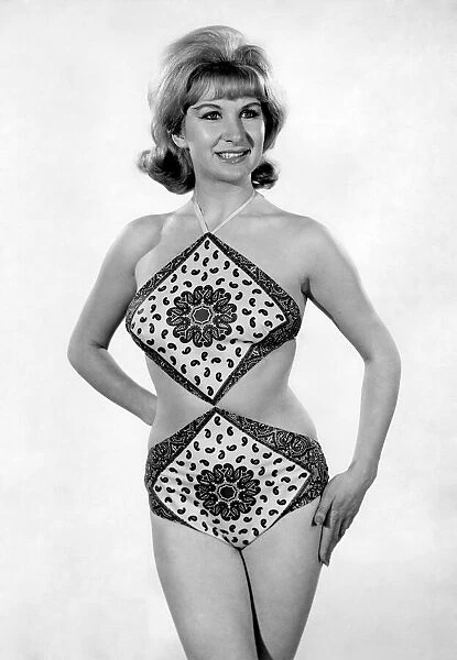 Reveille Fashions 1965: Caron Gardner. July 1965 P007739