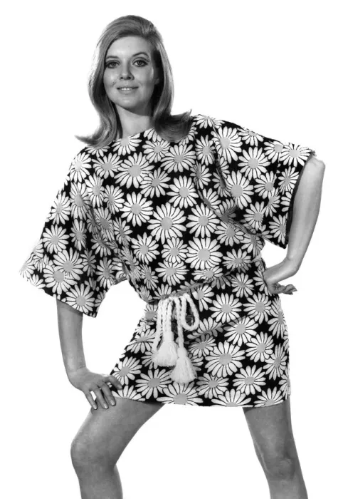 Framed Print : Reveille Fashions 1967: Maureen Walker. March 1967 P006303 Framed Print : Reveille Fashions 1967: Maureen Walker. March 1967 P006303