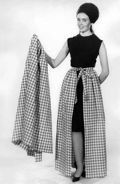 Reveille Fashions. December 1962 P008894