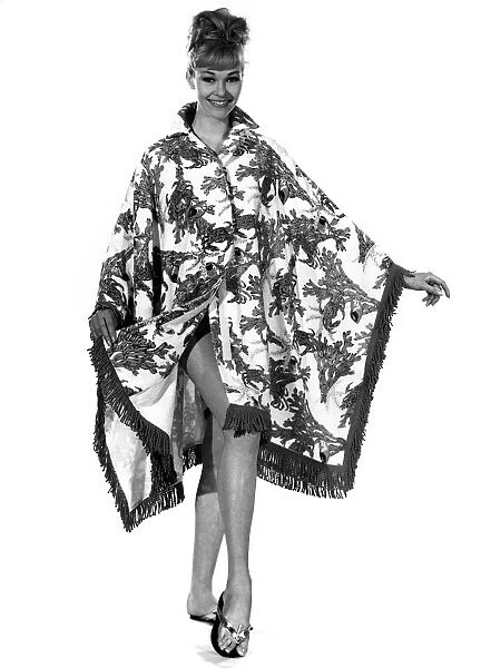 Reveille Fashions: Jo Waring. July 1963 P007689