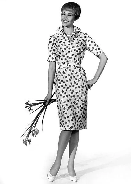 Reveille Fashions. Jo Warring. June 1962 P008945