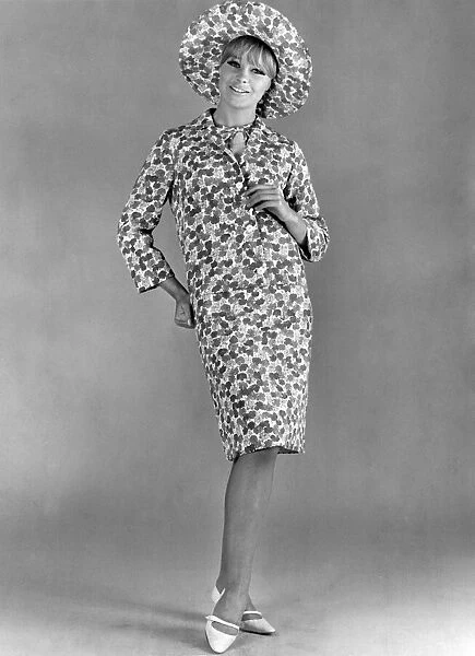 Reveille Fashions: Marilyn Rickards. July 1965. P007780