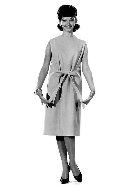 Reveille Fashions. Merriel Weston. November 1961 P008821