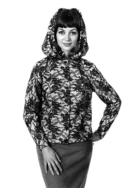 Reveille Fashions: Valenie Gaten. January 1962 P008919