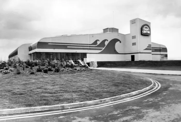 Framed Print : Rhyls multi-million pound Sun Centre, Rhyl, North Wales. June 1986