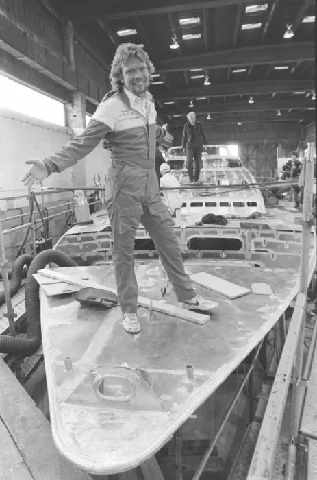 Framed Print : RICHARD BRANSON WITH THE ATLANTIC CHALLENGER II 27  /  03  /  1986