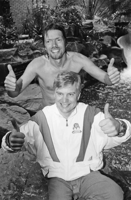 Framed Print : Richard Branson pictured with his co-pilot Per Linstrand