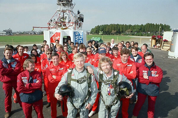 Richard Branson (right) and co-pilot Per Lindstrand (both wearing grey)