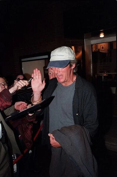 Richard Gere Actor September 98 Leaving San Lorenzo restaurant in london