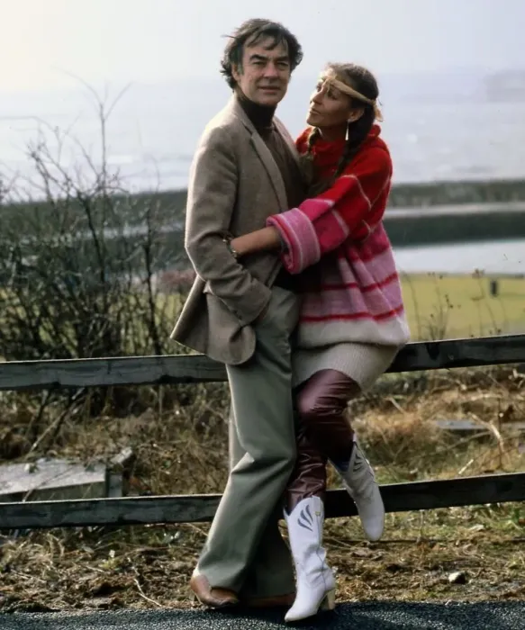 Framed Print : Richard Johnson with Marie Louise Nordland March 1982 Framed Print : Richard Johnson with Marie Louise Nordland March 1982