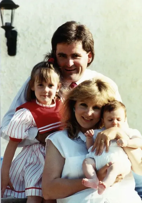 Framed Print : Richard Keays TV Presenter with his family at home in Datchett Berks Framed Print : Richard Keays TV Presenter with his family at home in Datchett Berks
