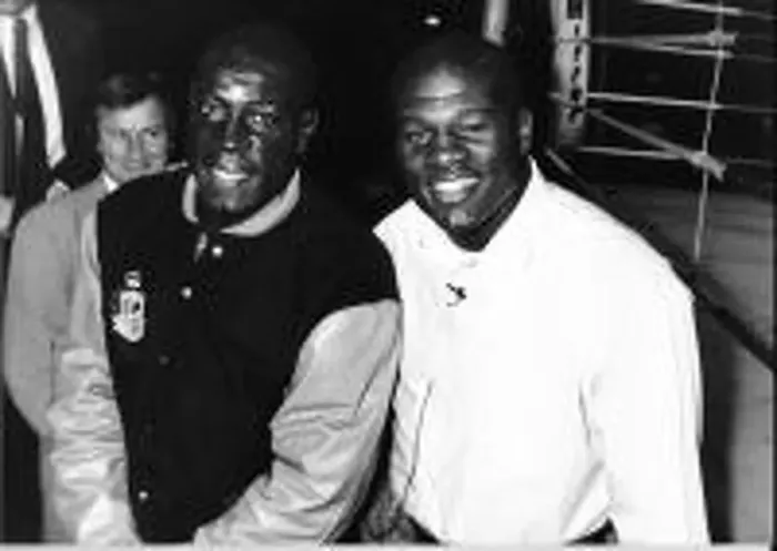 : Riddick Bowe Boxer World Heavyweight champion in 1992 with Frank Bruno the World : Riddick Bowe Boxer World Heavyweight champion in 1992 with Frank Bruno the World