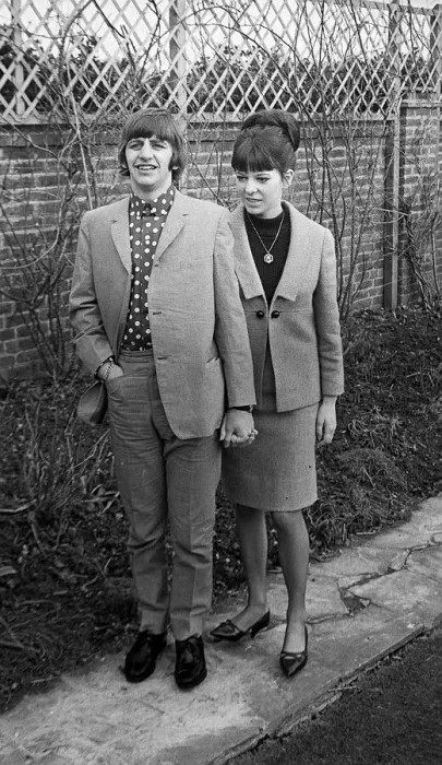 Framed Print : Ringo Starr 12th February 1965 and Wife Maureen Starr At their Home Mirrorpix
