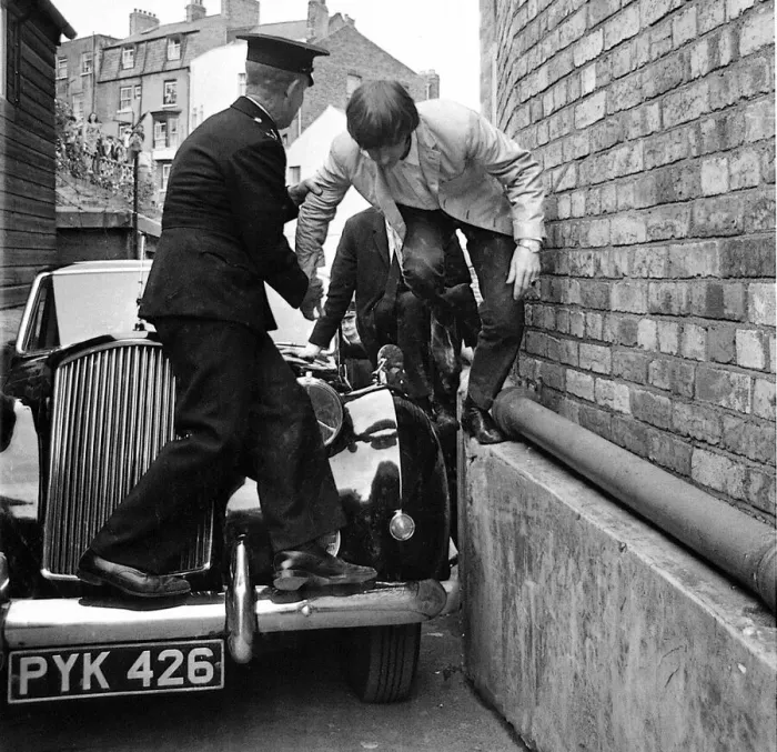 Framed Print : Ringo Starr is helped as limo gets stuck at entrance to Futurist theatre in Scarborough