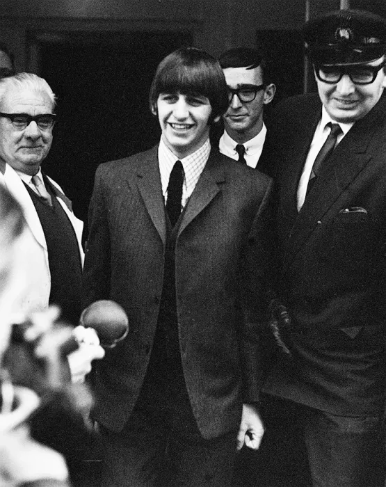 Framed Print : Ringo Starr leaves University College Hospital, London after having his tonsils removed
