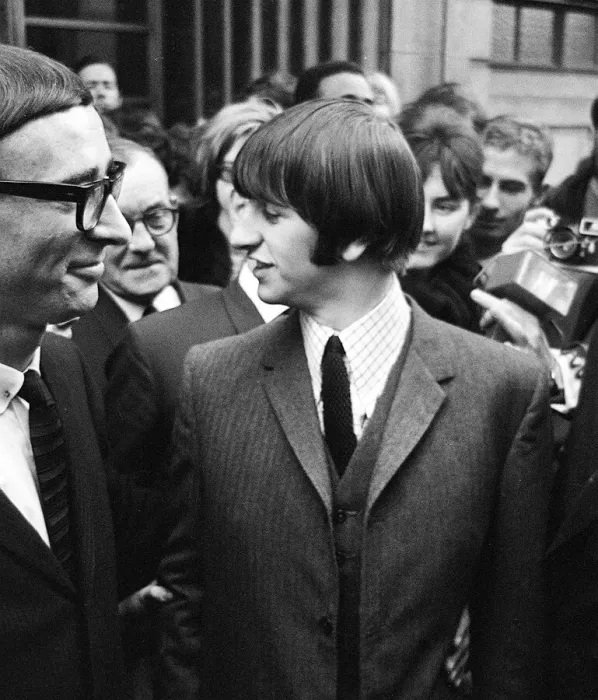 Framed Print : Ringo Starr leaves University College Hospital, London after having his tonsils removed