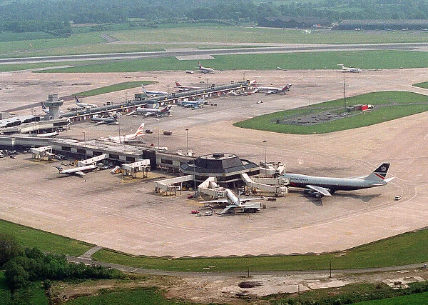 Ringway Airport Manchester Satalite Aircraft Terminals May 89 Airline in airport