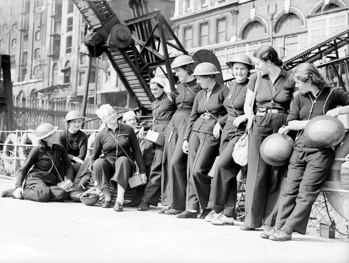 Framed Print : River Emergency Sevice September 1939 Women fulfilling Mens work duties during Framed Print : River Emergency Sevice September 1939 Women fulfilling Mens work duties during