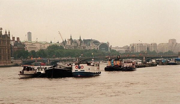 River Thames - Barges - River Buses