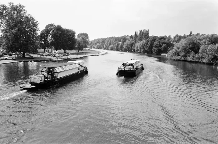 Framed Print : River Thames, Caversham, Reading, Berkshire, England, June 1980 Framed Print : River Thames, Caversham, Reading, Berkshire, England, June 1980
