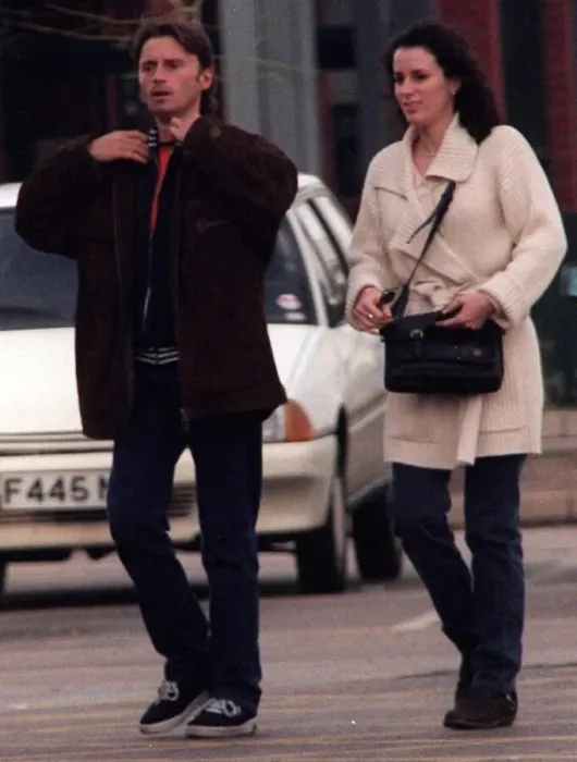 Framed Print : Robert Carlyle Actor with a Granada Makeup Artist in Manchester Framed Print : Robert Carlyle Actor with a Granada Makeup Artist in Manchester