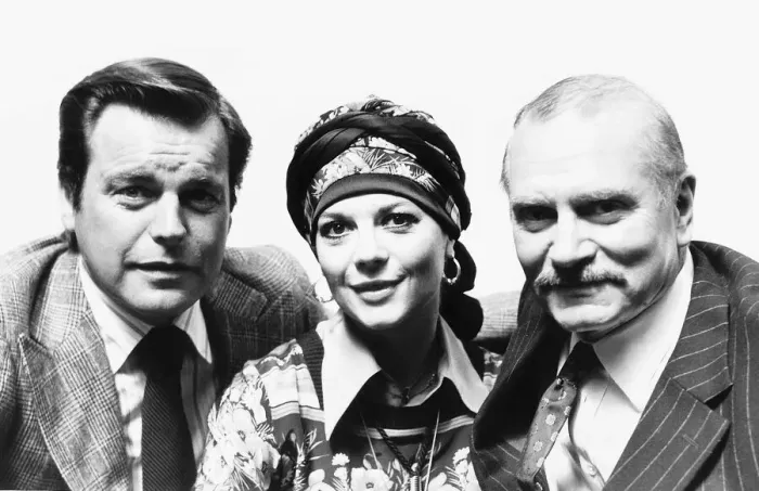 Framed Print : Robert Wagner Actor with wife Natalie Wood Actress and Sir Laurence Olivier Actor Framed Print : Robert Wagner Actor with wife Natalie Wood Actress and Sir Laurence Olivier Actor