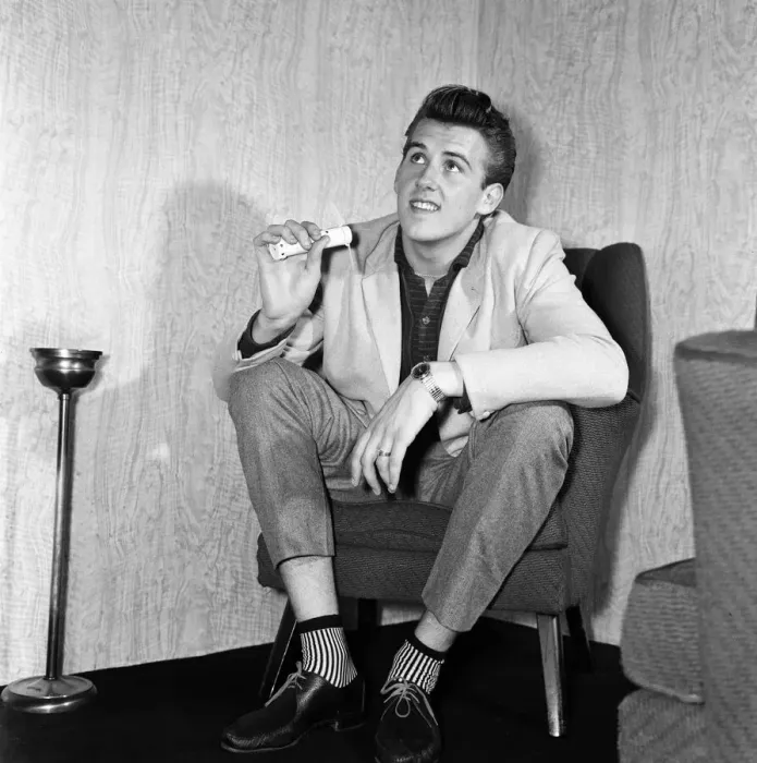 Framed Print : Rock and roll singer Vince Eager. 20th August 1959 Framed Print : Rock and roll singer Vince Eager. 20th August 1959