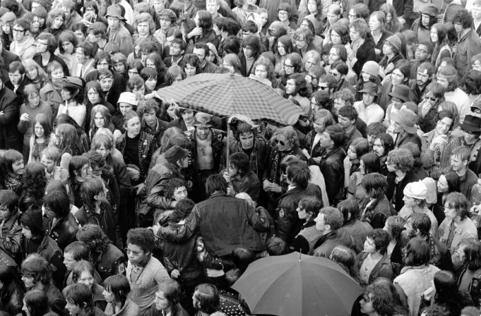 Framed Print : Rockers mingle in the crowd at Free Hyde Park Pop Festival featuring Canned Heat