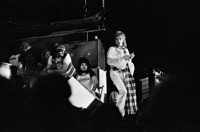 Framed Print : Rod Stewart and The Faces perform at The Reading Festival on Saturday 25th August Framed Print : Rod Stewart and The Faces perform at The Reading Festival on Saturday 25th August