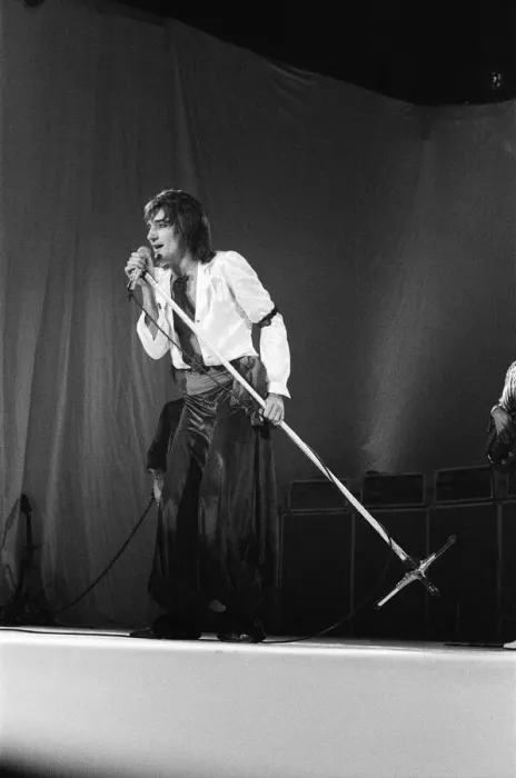 Framed Print : Rod Stewart performing on stage in Helsinki, Finland, during his European Tour 1976