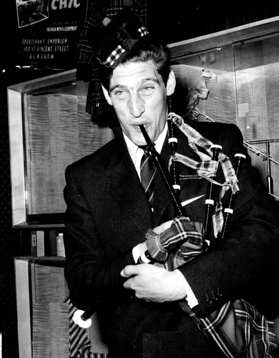 Framed Print : Rogelio Dominguez Real Madrid goalkeeper playing bagpipes after beating Eintracht