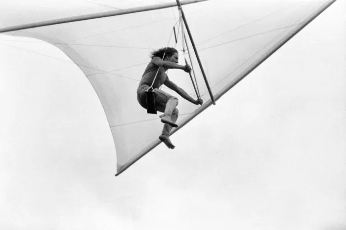 Framed Print : Roger Daltrey, lead singer of The Who rock group, learning to fly a hang glider for Framed Print : Roger Daltrey, lead singer of The Who rock group, learning to fly a hang glider for