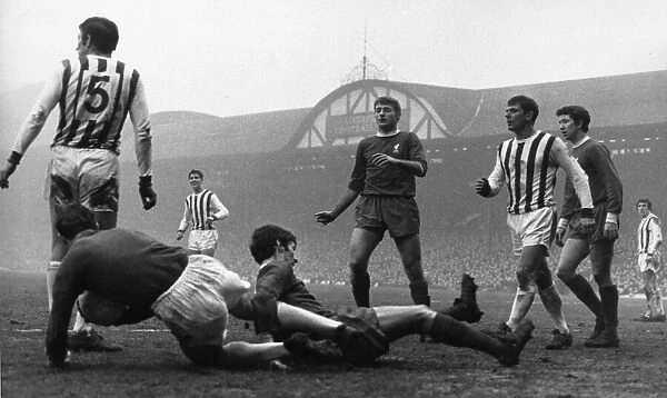 Roger Hunt in action for Liverpool during the match against West Bromwich Albion at