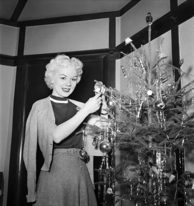 Framed Print : Rollerskating star Gloria Nord. December 1952 C6226