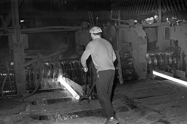 Rolling the last piece of steel of Britannia works. Teesside, circa 1971