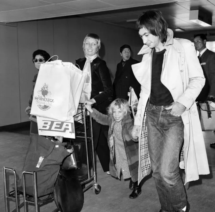 Framed Print : Rolling Stones: Charlie Watts, his wife Shirley and their three year old daughter Framed Print : Rolling Stones: Charlie Watts, his wife Shirley and their three year old daughter