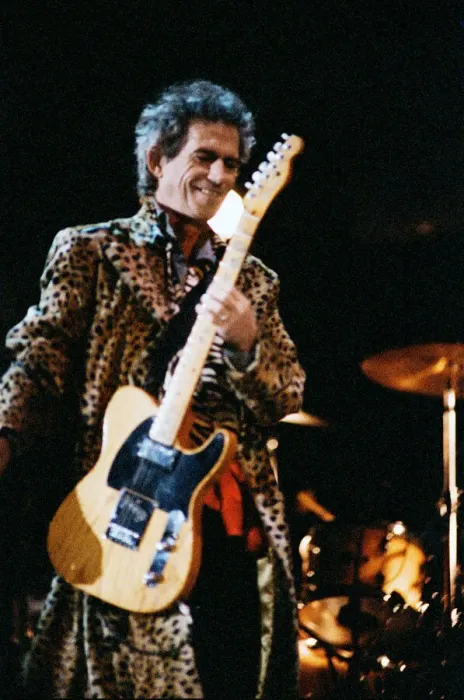 Framed Print : The Rolling Stones in Concert at Double Door, Chicago, USA, Keith Richards performing Framed Print : The Rolling Stones in Concert at Double Door, Chicago, USA, Keith Richards performing