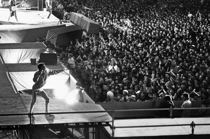Framed Print : Rolling Stones in concert at St James Park, Newcastle. (Picture Framed Print : Rolling Stones in concert at St James Park, Newcastle. (Picture