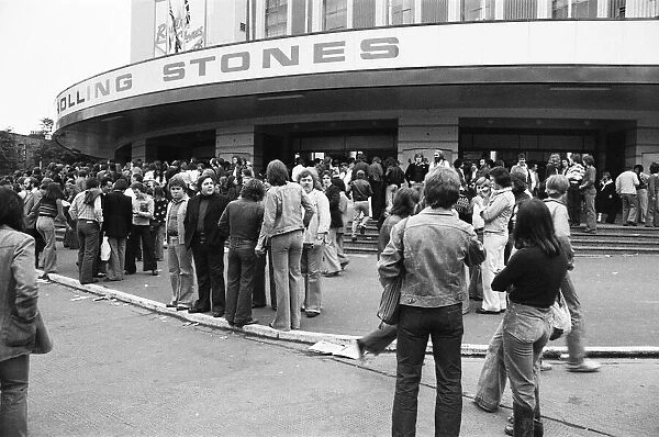 Rolling Stones fans outside Earls Court, London, SW7. 23rd May 1976