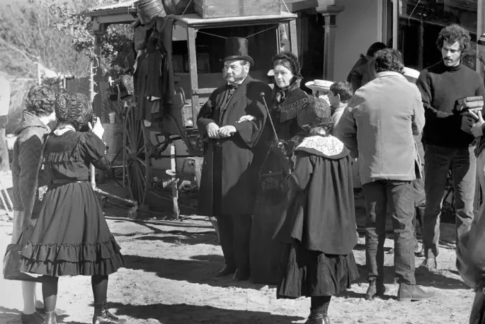 Framed Print : Rolling Stones: Filming Ned Kelly in Australia. Mick Jagger Framed Print : Rolling Stones: Filming Ned Kelly in Australia. Mick Jagger