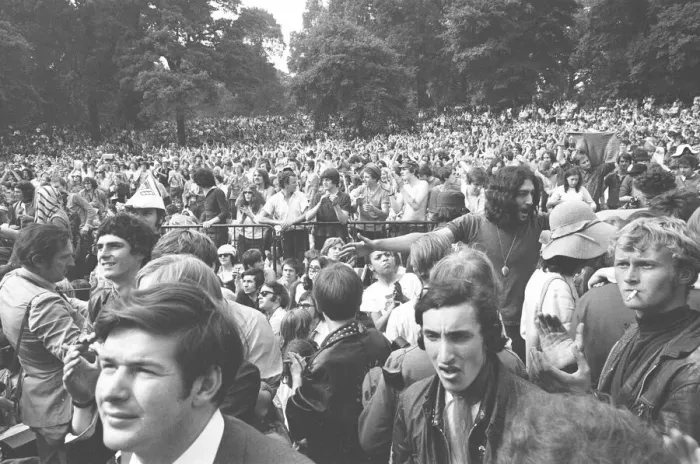 Framed Print : Rolling Stones Hyde Park concert 5th July 1969 Framed Print : Rolling Stones Hyde Park concert 5th July 1969
